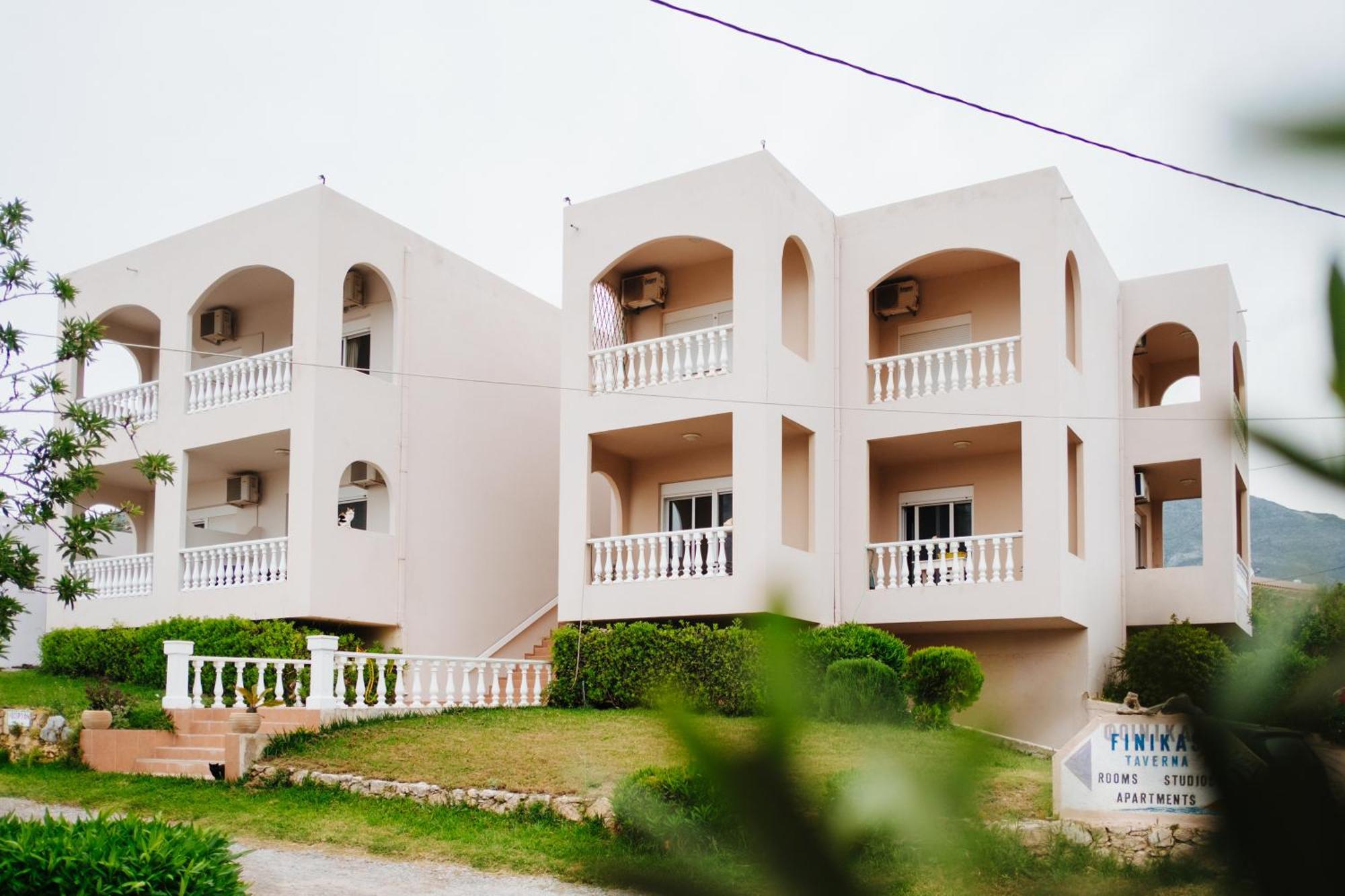 Finikas Apartments プラキアス エクステリア 写真