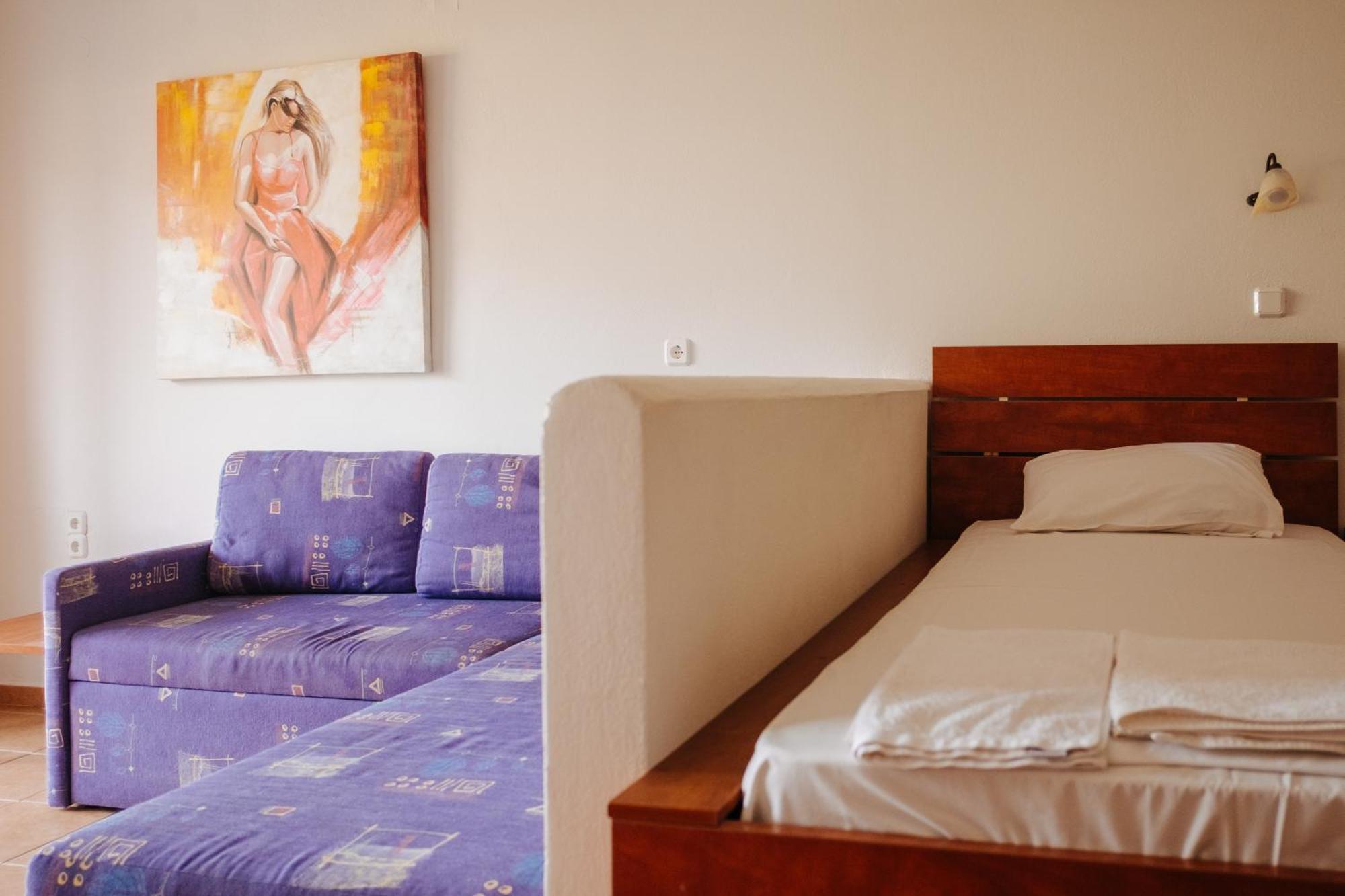 Finikas Apartments プラキアス エクステリア 写真